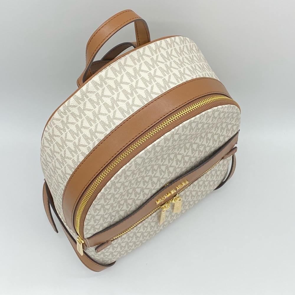 MICHAEL KORS KENLY MEDIUM BACKPACK VANILLA - Picture 16 of 16